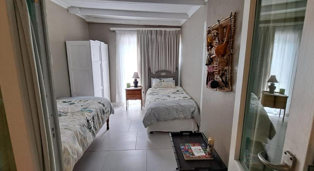 The Willow Apartment *