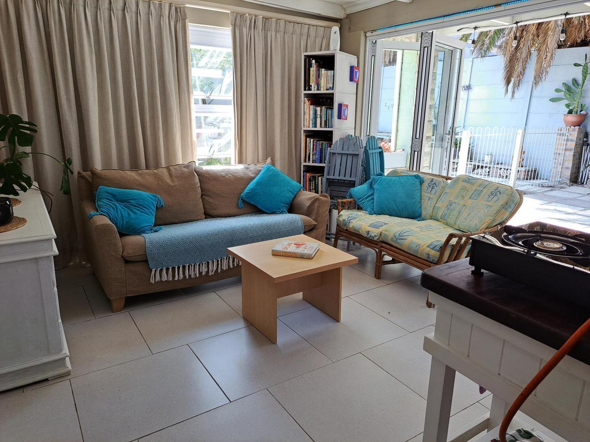 The Willow Apartment *